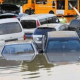 人性執(zhí)法，鄭州市民因避雨車停在高架橋上,不處罰